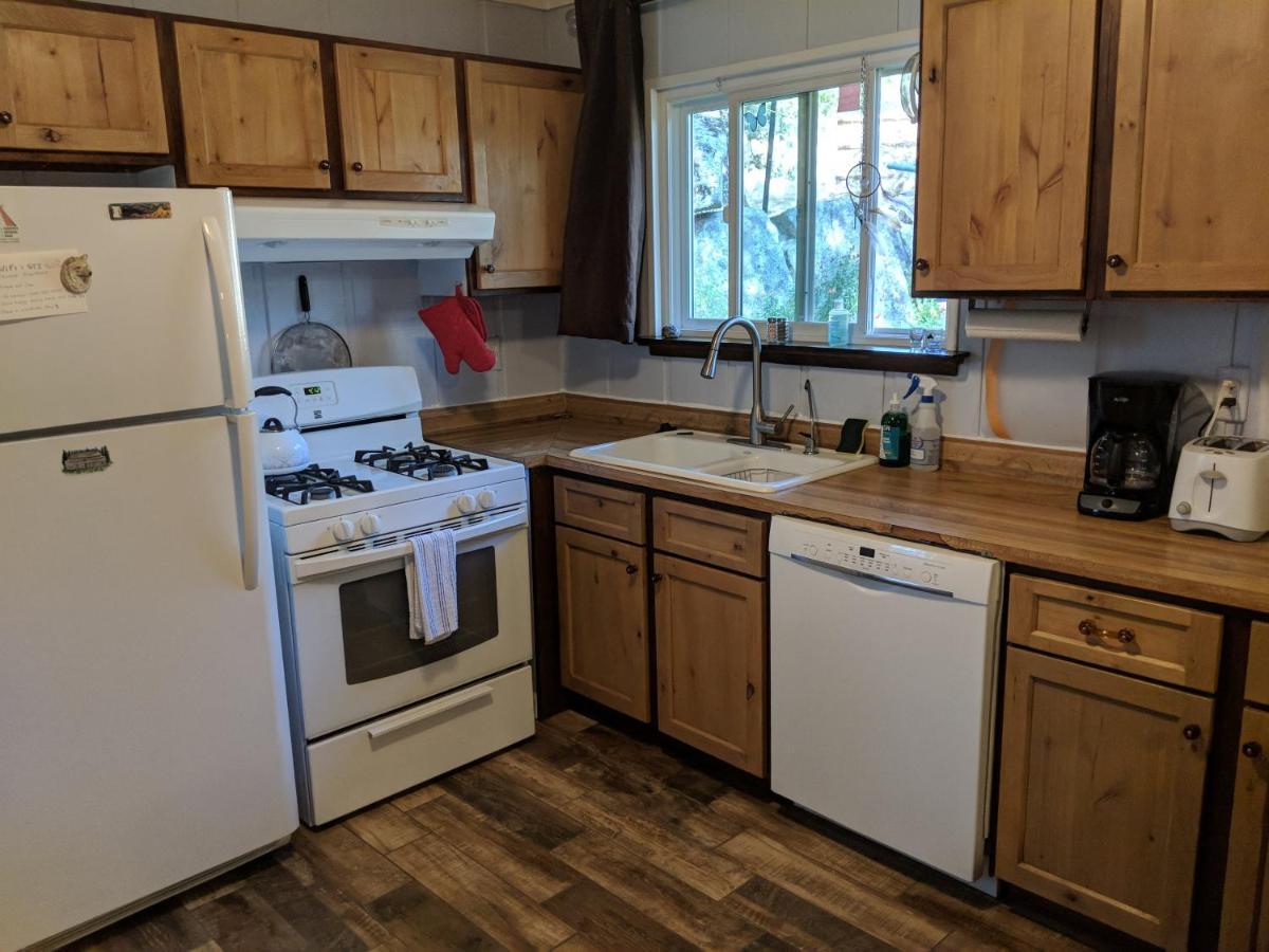 آوكهيرست Sleeping Wolf Guest House المظهر الخارجي الصورة